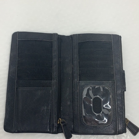 Fossil Emory Clutch in black / gold - Picture 3 of 9